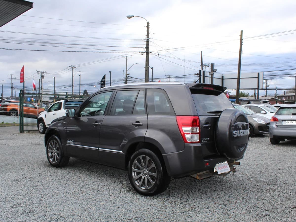 2017 SUZUKI Grand Nomade GLX Gris - Miniatura 9
