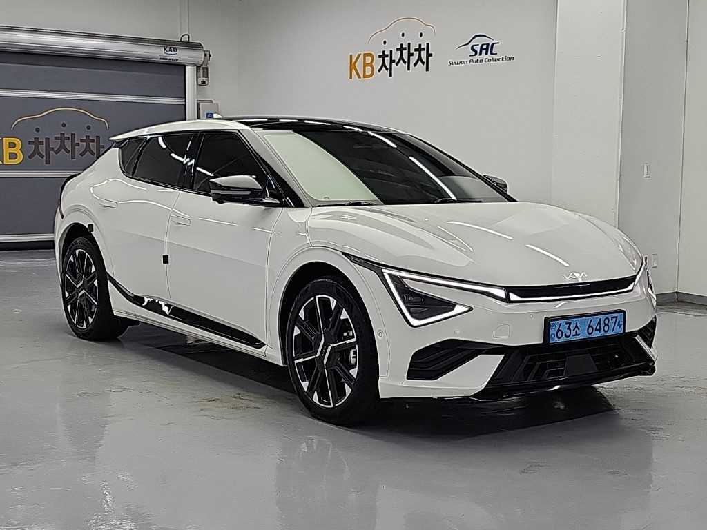 2025 Kia EV6 Long Blanco - Miniatura 3