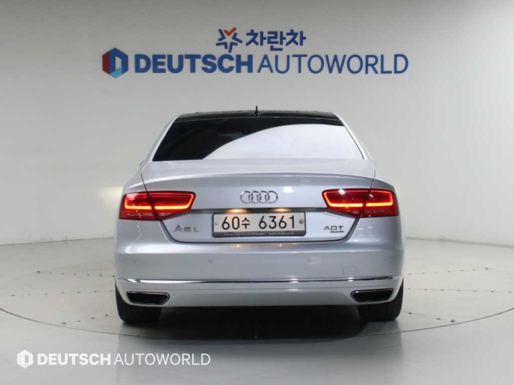 2014 Audi A8 4.0 Plata - Miniatura 3