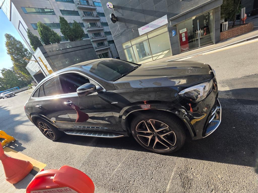 2022 Mercedes-Benz GLE Mercedes Benz Class Ref 419237 - Miniatura 2