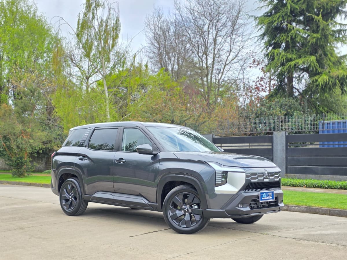 2026 Mitsubishi Destinator GL GL Gris - Miniatura 2
