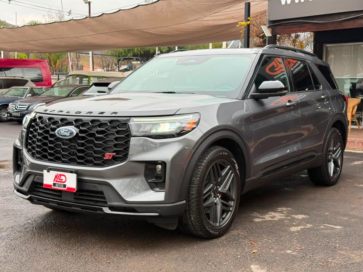 2025 FORD EXPLORER ST Gris - Imagen 1