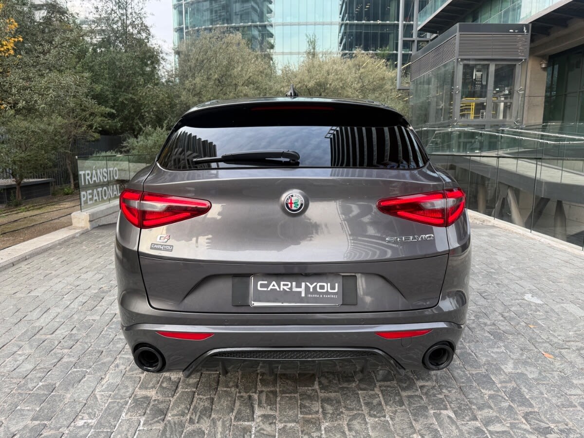 2023 ALFA ROMEO STELVIO VELOCE Gris - Miniatura 6