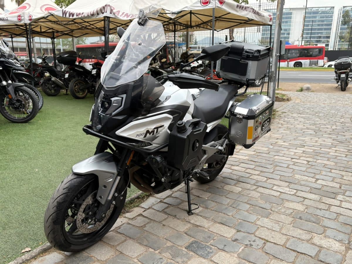 2025 Cf Moto 700 700 - Miniatura 3