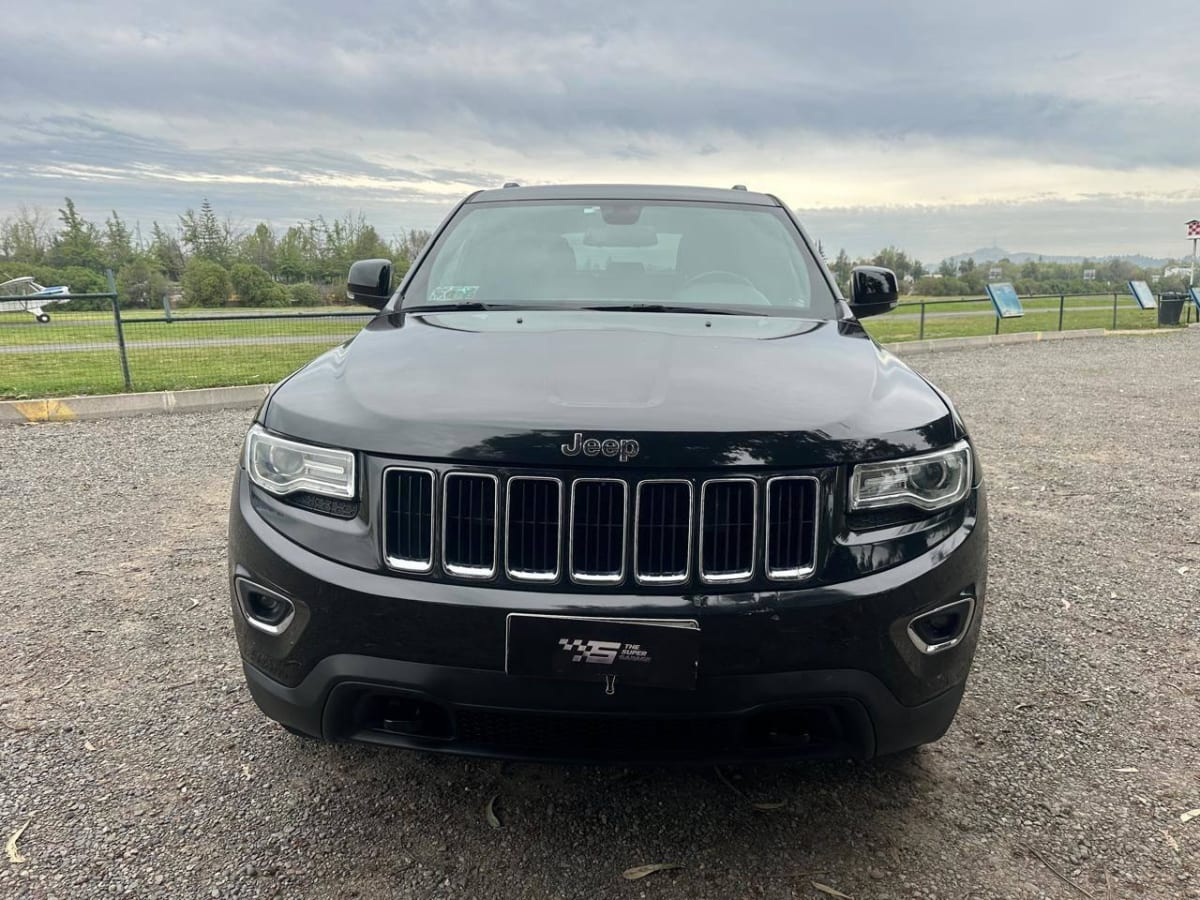 2014 Jeep GRAND CHEROKEE LAREDO Negro - Miniatura 2