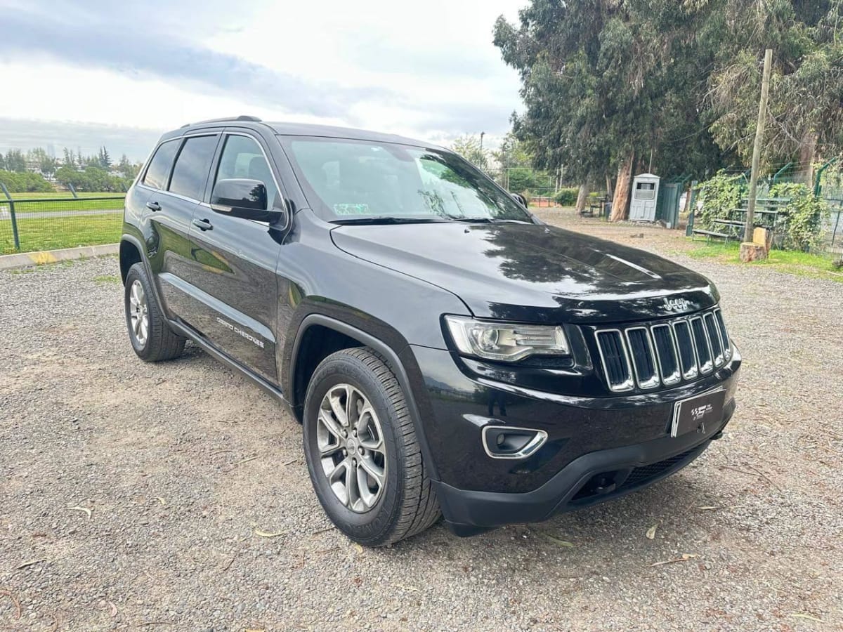 2014 Jeep GRAND CHEROKEE LAREDO Negro - Miniatura 3