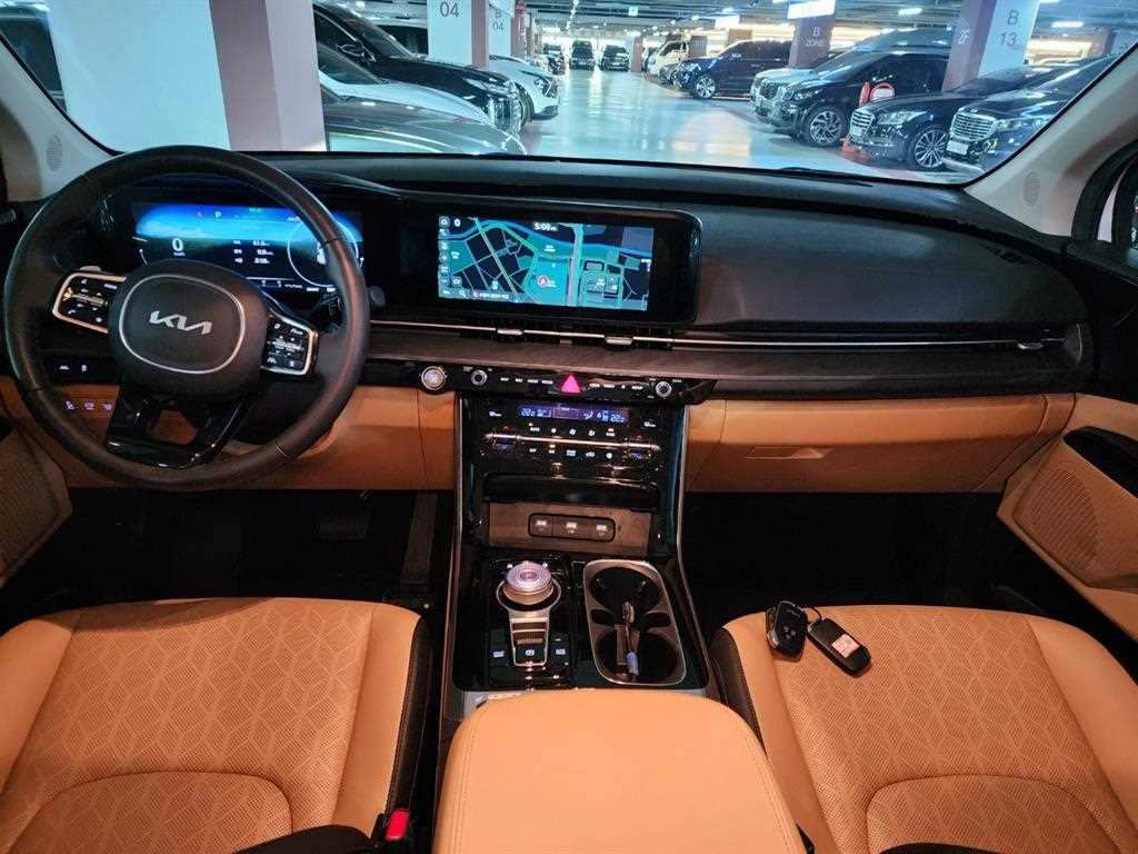 2023 Kia Carnival 4th Blanco - Miniatura 5