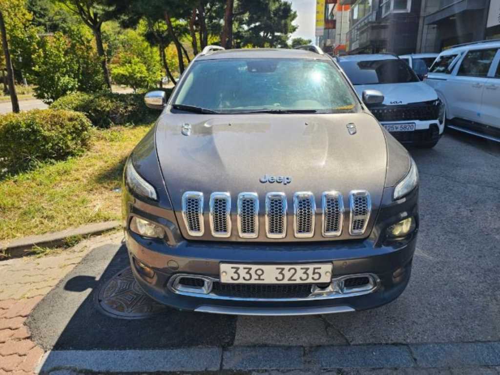 2015 Jeep Cherokee (KL) Gris - Imagen 1