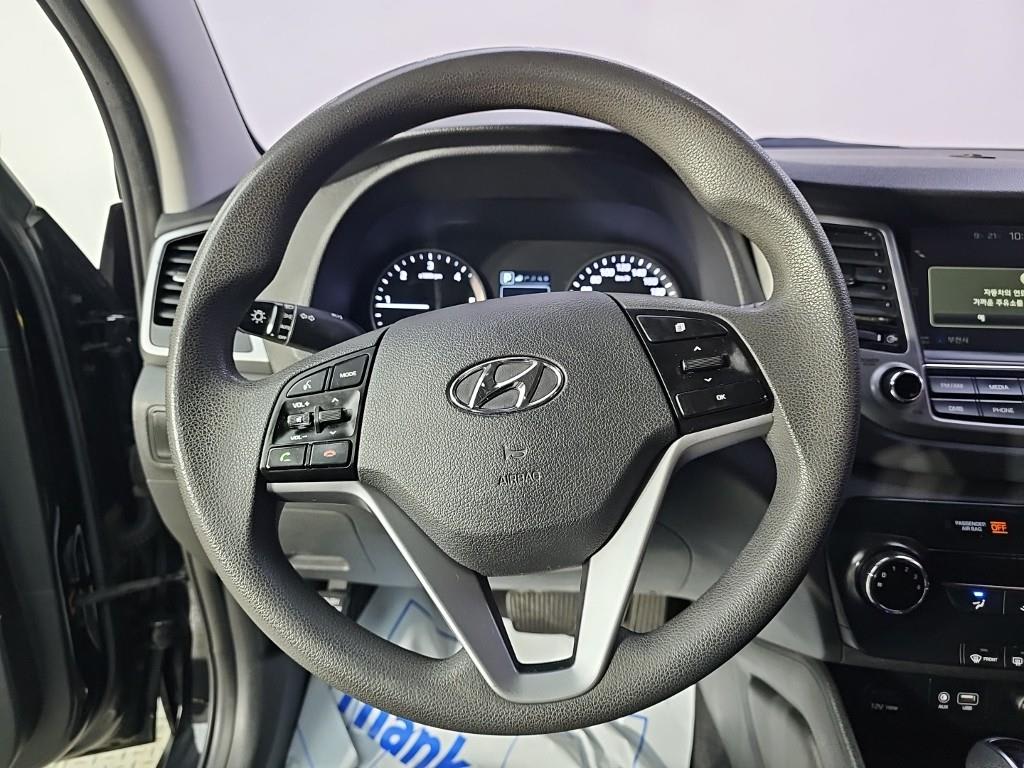 2017 Hyundai Tucson Diesel Negro - Miniatura 9