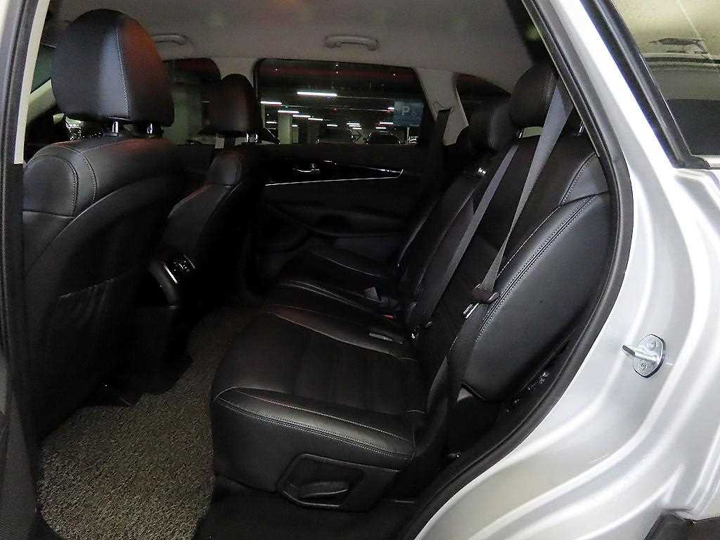 2018 Kia Sorento Diesel - Miniatura 7