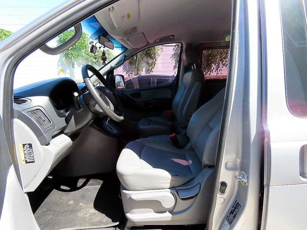 2018 Hyundai Starex Ref 419536 Diesel Gray - Miniatura 5