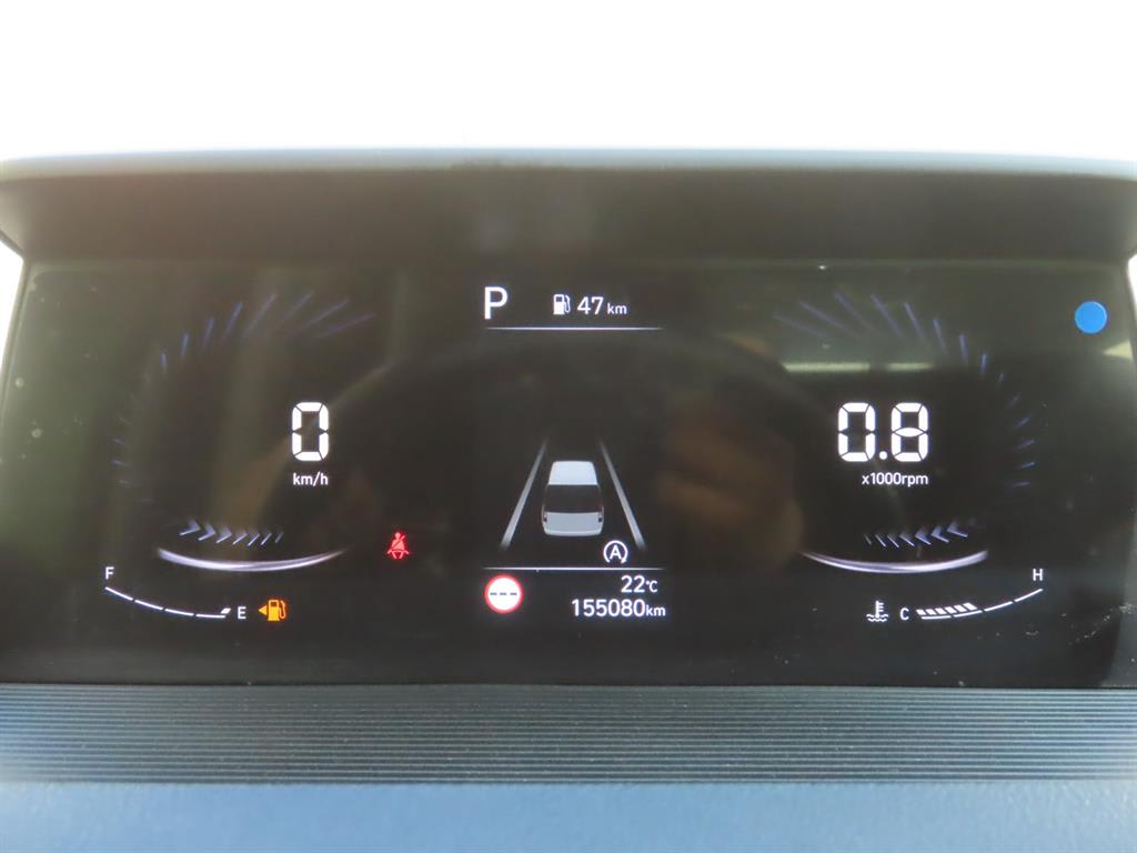 2022 Hyundai Staria 2WD Plata - Miniatura 8