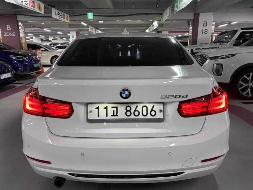 2015 BMW Serie 3 3 Series Ref 419620 Diesel White - Miniatura 2