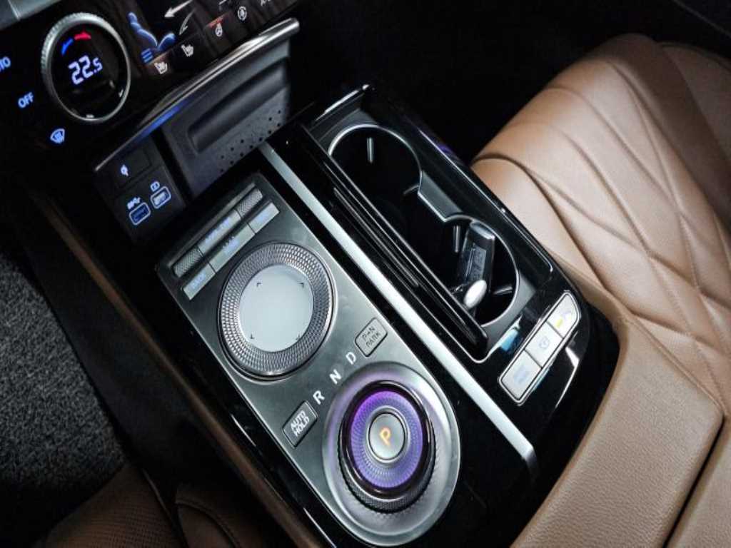 2022 Genesis G80 (RG3) - Miniatura 9