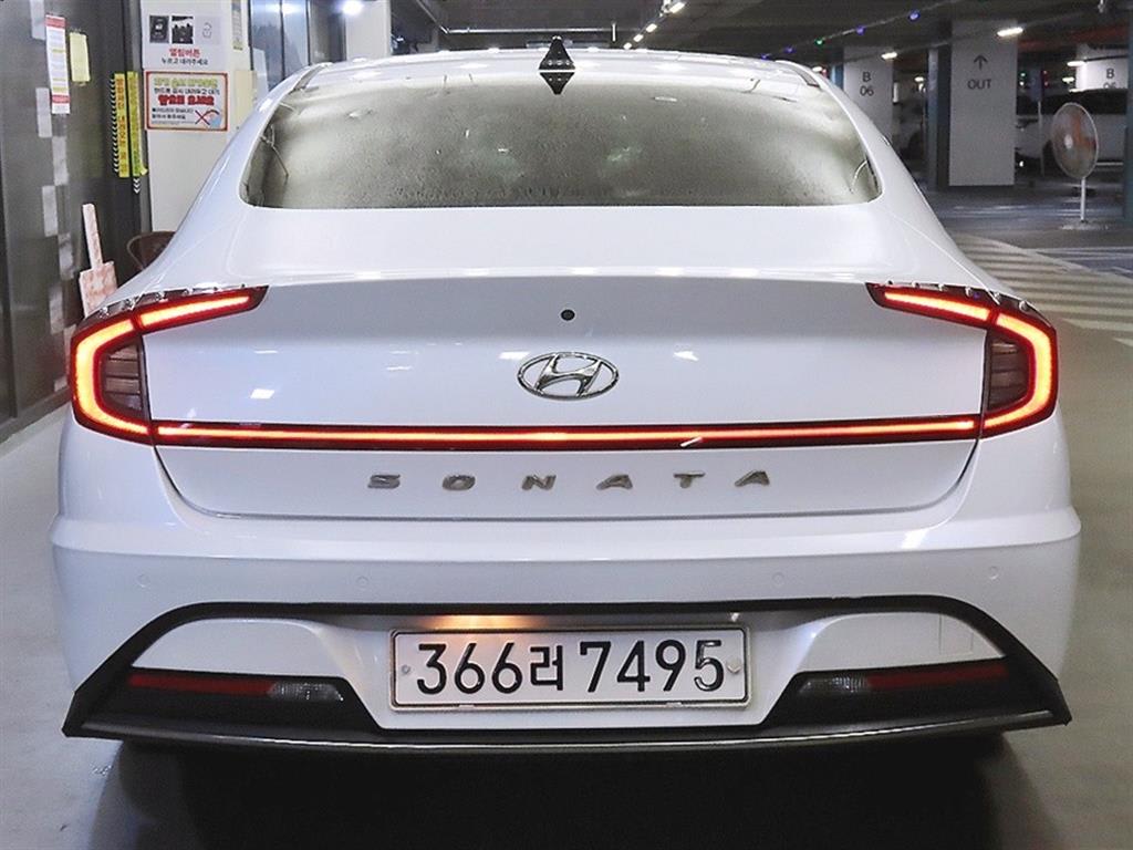 2021 Hyundai Sonata (DN8) - Miniatura 5