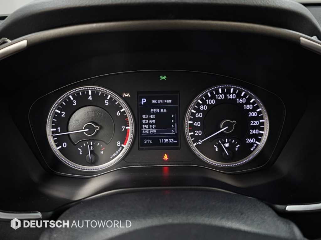 2019 Hyundai Santa Fe TM Blanco - Miniatura 8