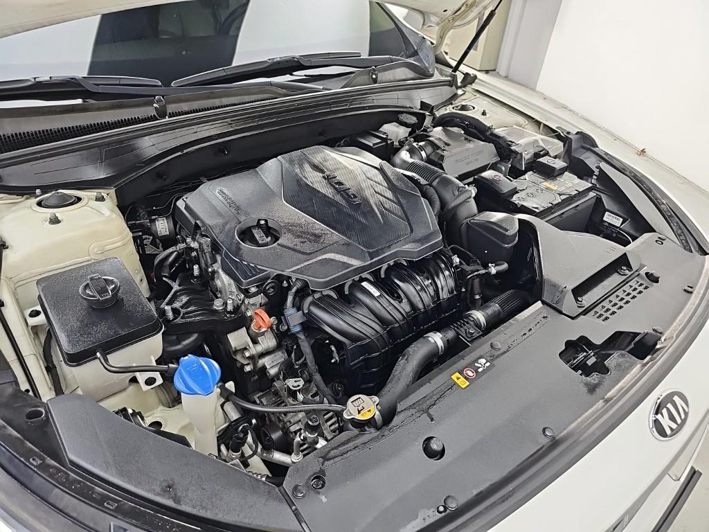 2020 Kia K7 Premier Blanco - Miniatura 6