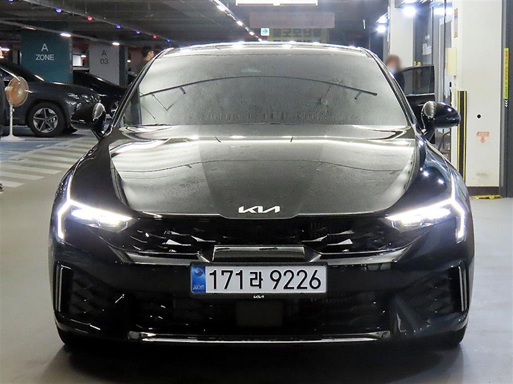 2026 Kia K5 3rd Negro - Miniatura 2
