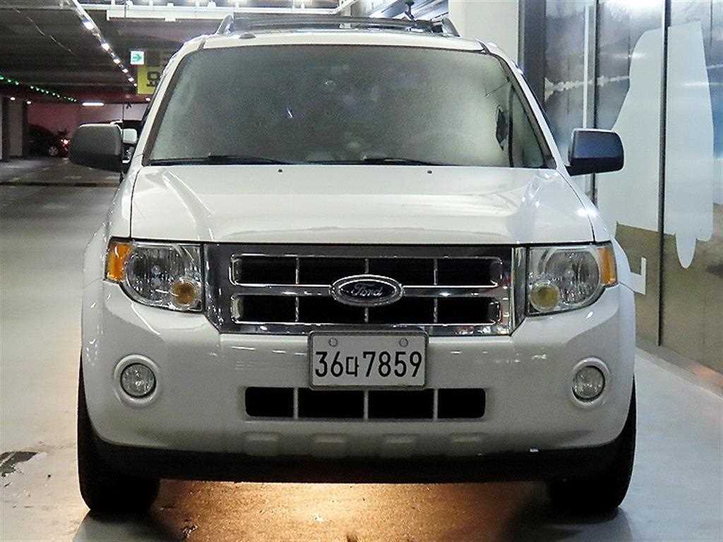 2011 Ford Escape 2.5 Blanco - Miniatura 2