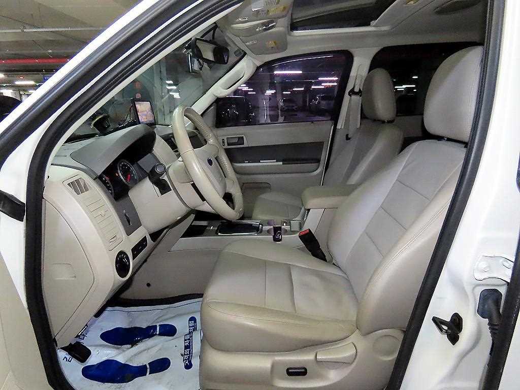2011 Ford Escape 2.5 Blanco - Miniatura 6