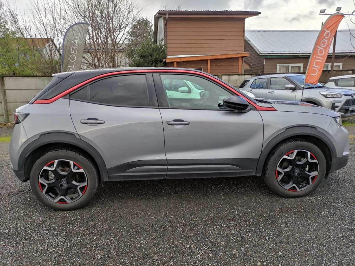 2024 Opel Mokka 1.2T Gris - Miniatura 6
