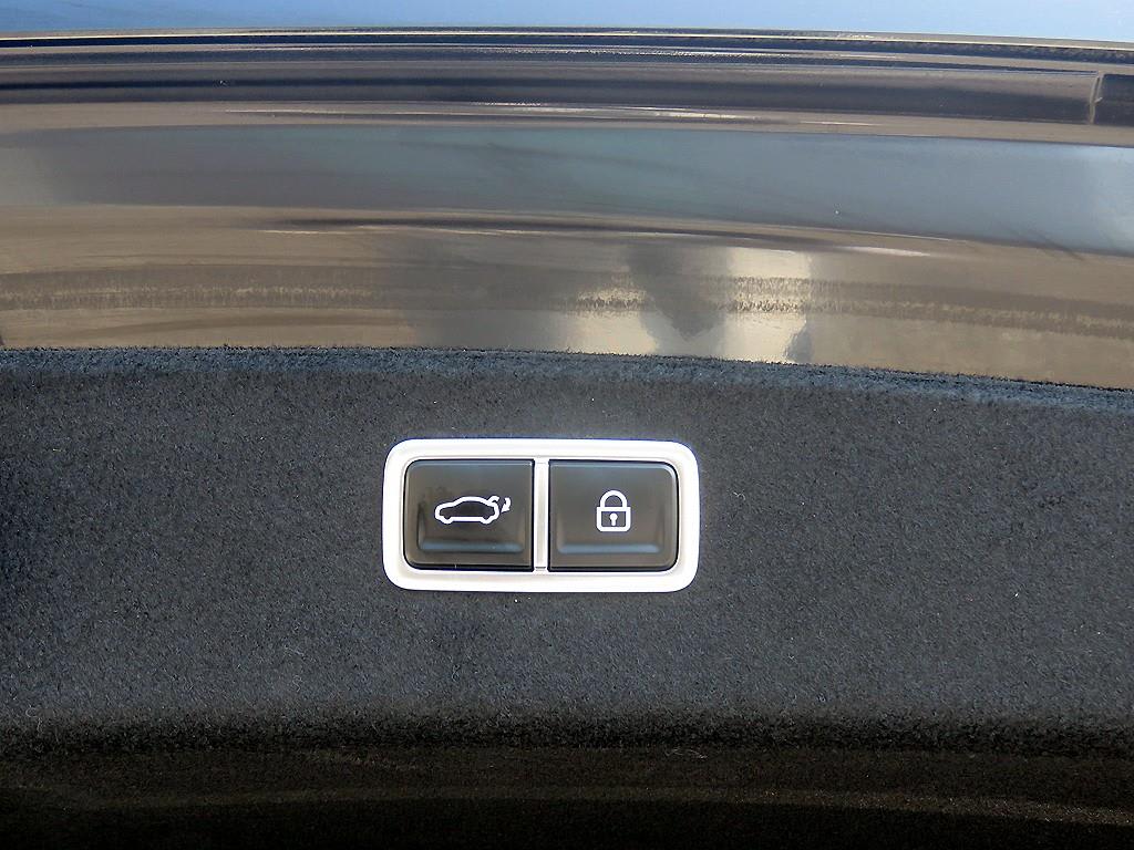 2025 Genesis G80 (RG3) Negro - Miniatura 5