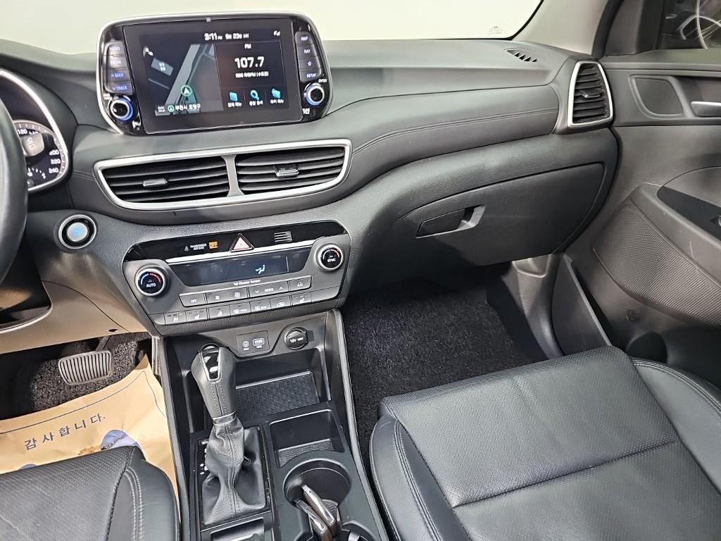 2019 Hyundai Tucson Diesel Negro - Miniatura 10