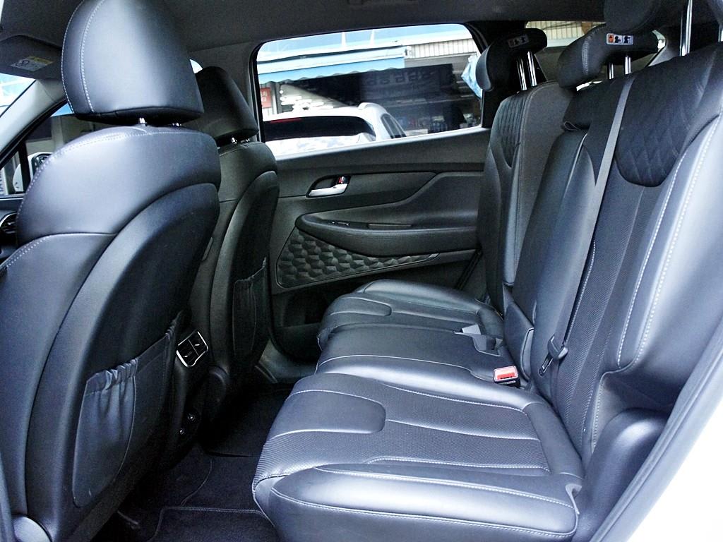 2021 Hyundai Santa Fe Diesel Blanco - Miniatura 6