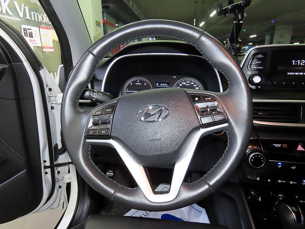 2020 Hyundai Tucson Diesel Blanco - Miniatura 8