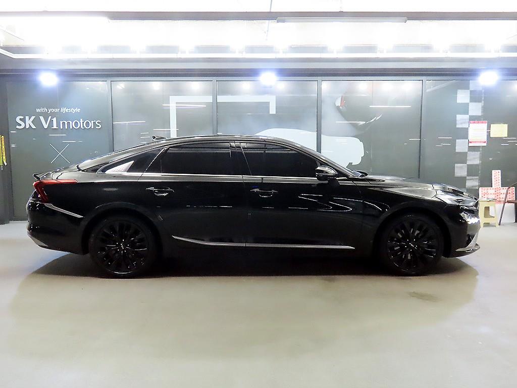2022 Kia K8 3.5 Negro - Miniatura 3