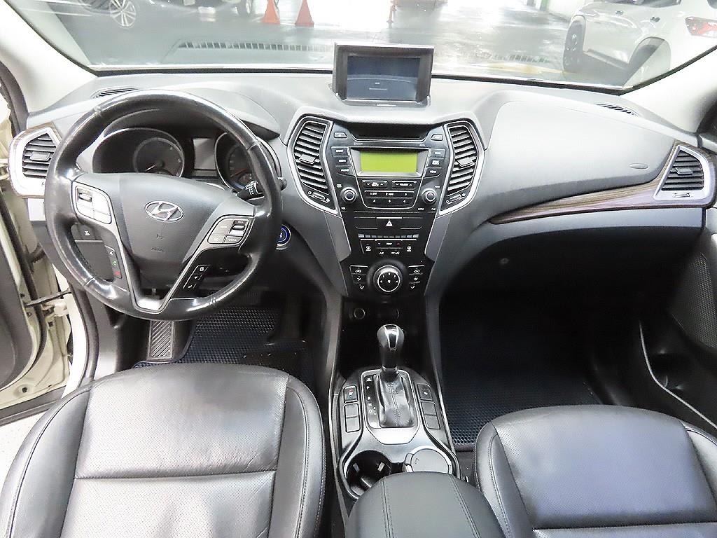 2013 Hyundai Santa Fe DM Blanco - Miniatura 9