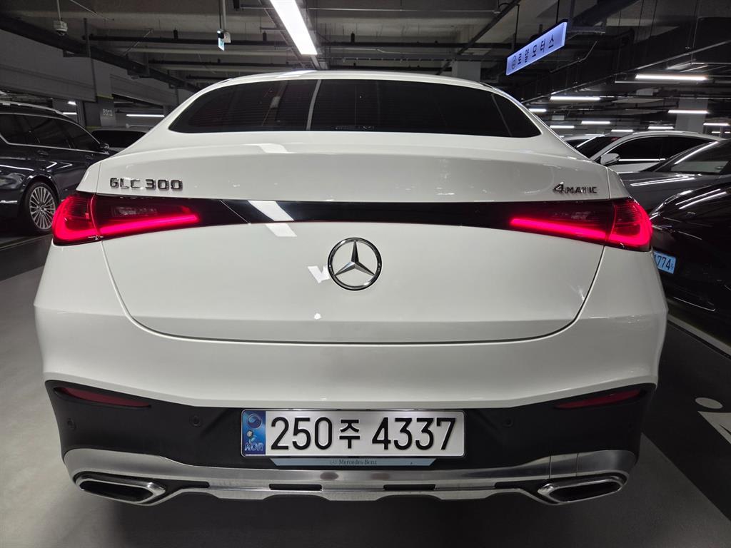 2024 Mercedes-Benz GLC Mercedes Benz Class Ref 419777 - Miniatura 4