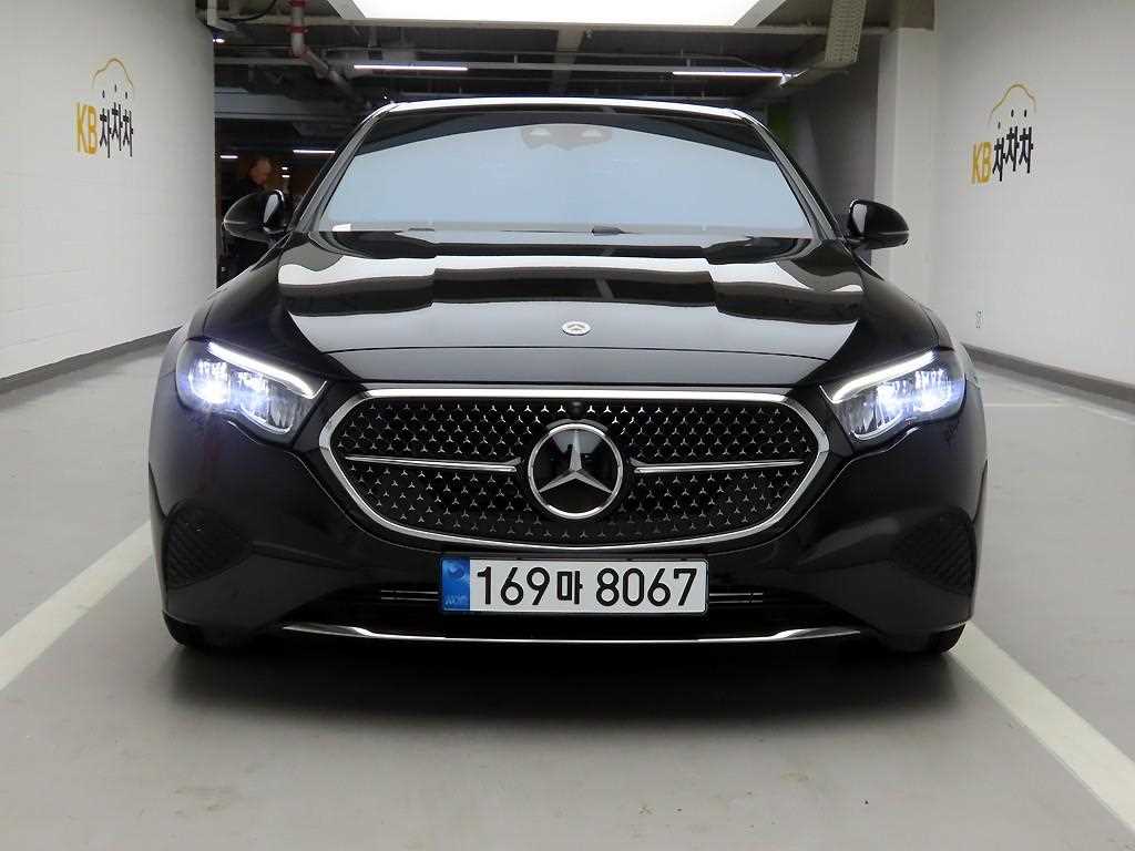2025 Mercedes-Benz Clase E Mercedes Benz E Class Ref 419752 - Miniatura 2