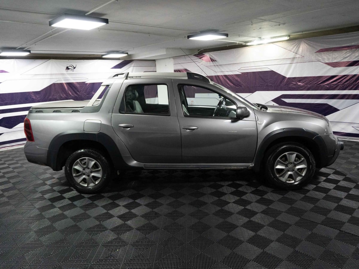 2022 Nissan Navara 2.3 Gris - Miniatura 9