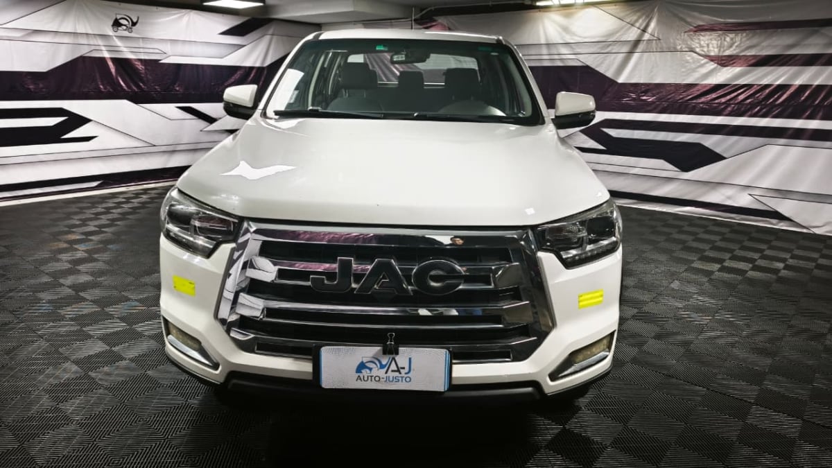 2022 Mitsubishi L200 2.4 Blanco - Miniatura 2