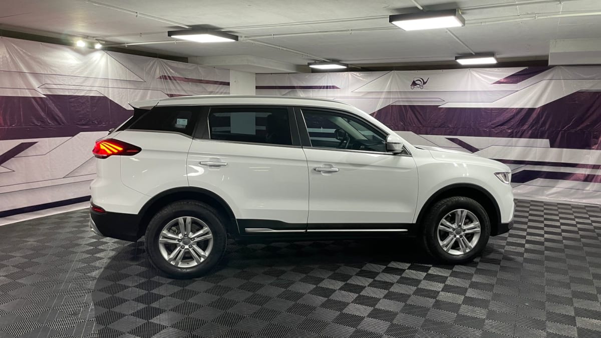 2023 Hyundai Venue 1.6 Blanco - Miniatura 7