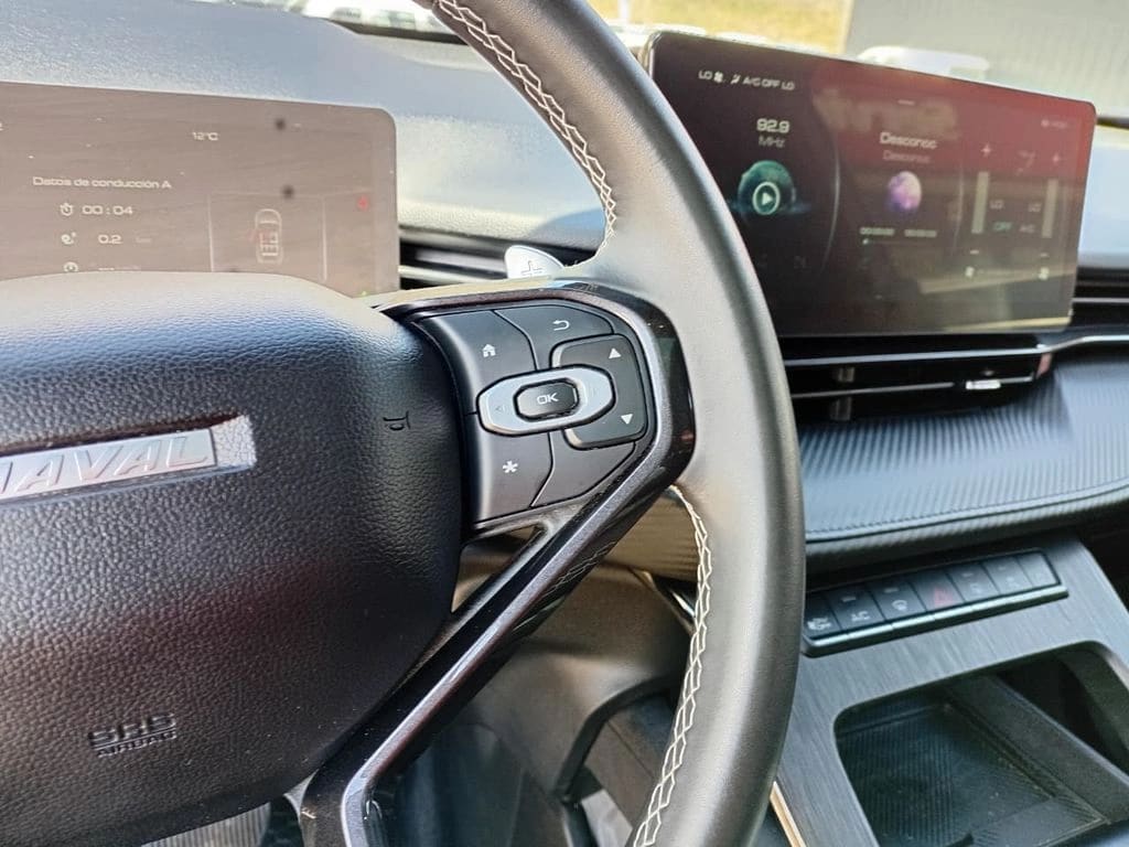 2024 Haval H6 GT DELUXE - Miniatura 2