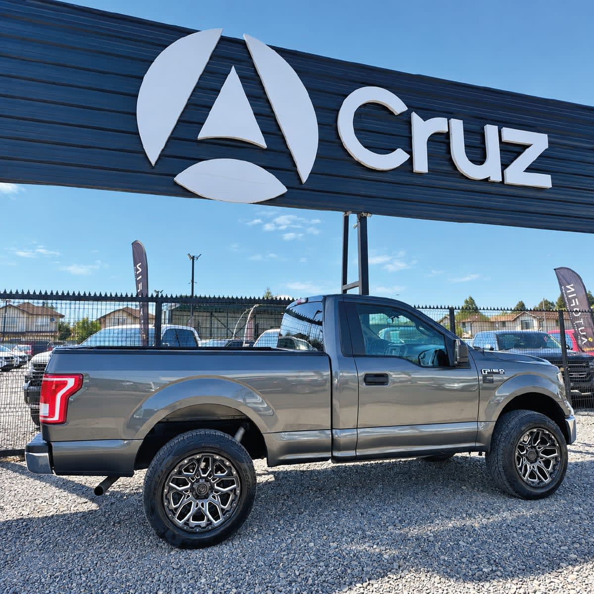 2017 Ford F150 XLT - Miniatura 6