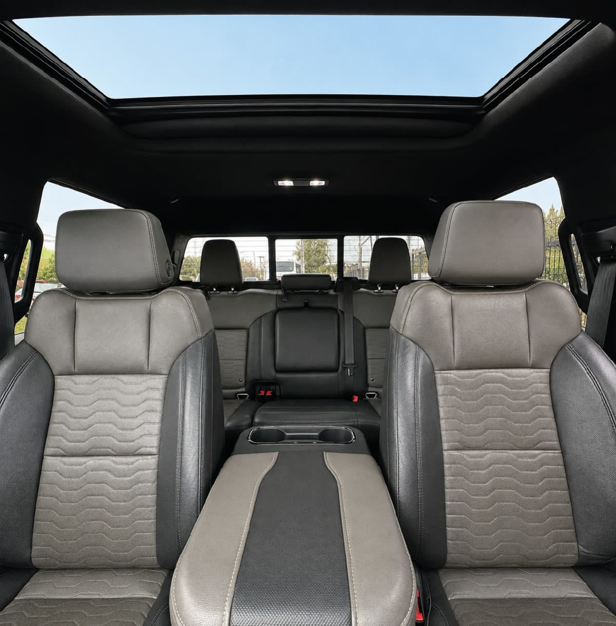 2023 Chevrolet Silverado - Miniatura 10