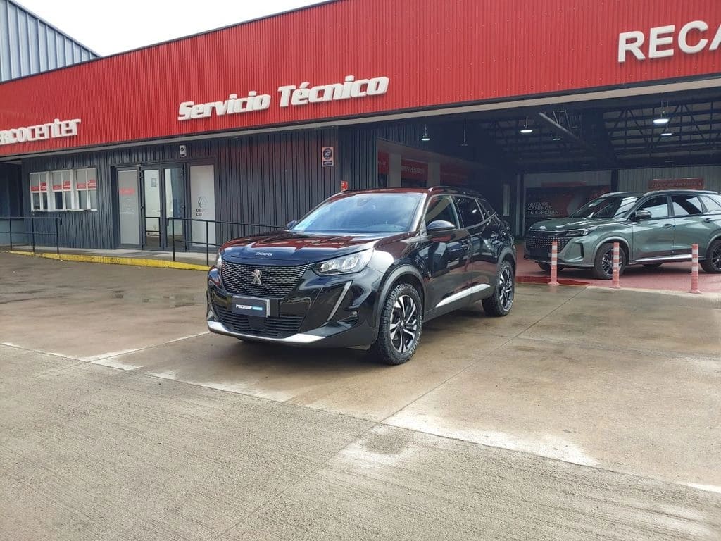2022 Peugeot 2008 PURETECH - Imagen 1