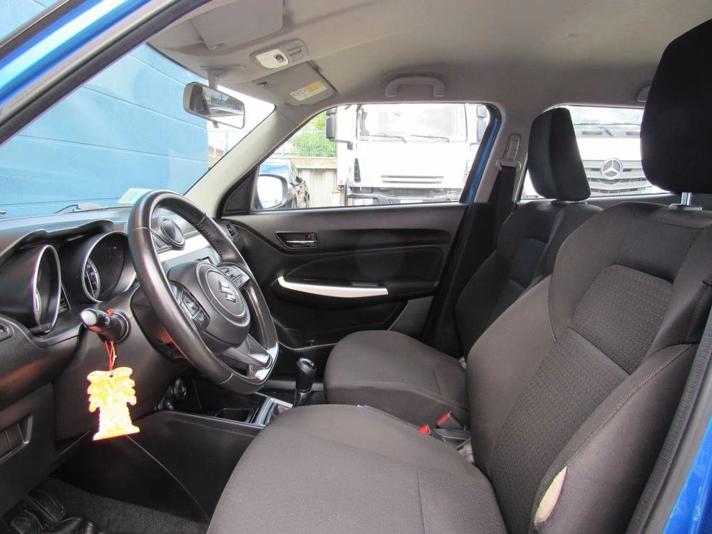 2019 Suzuki SWIFT GLX - Miniatura 5