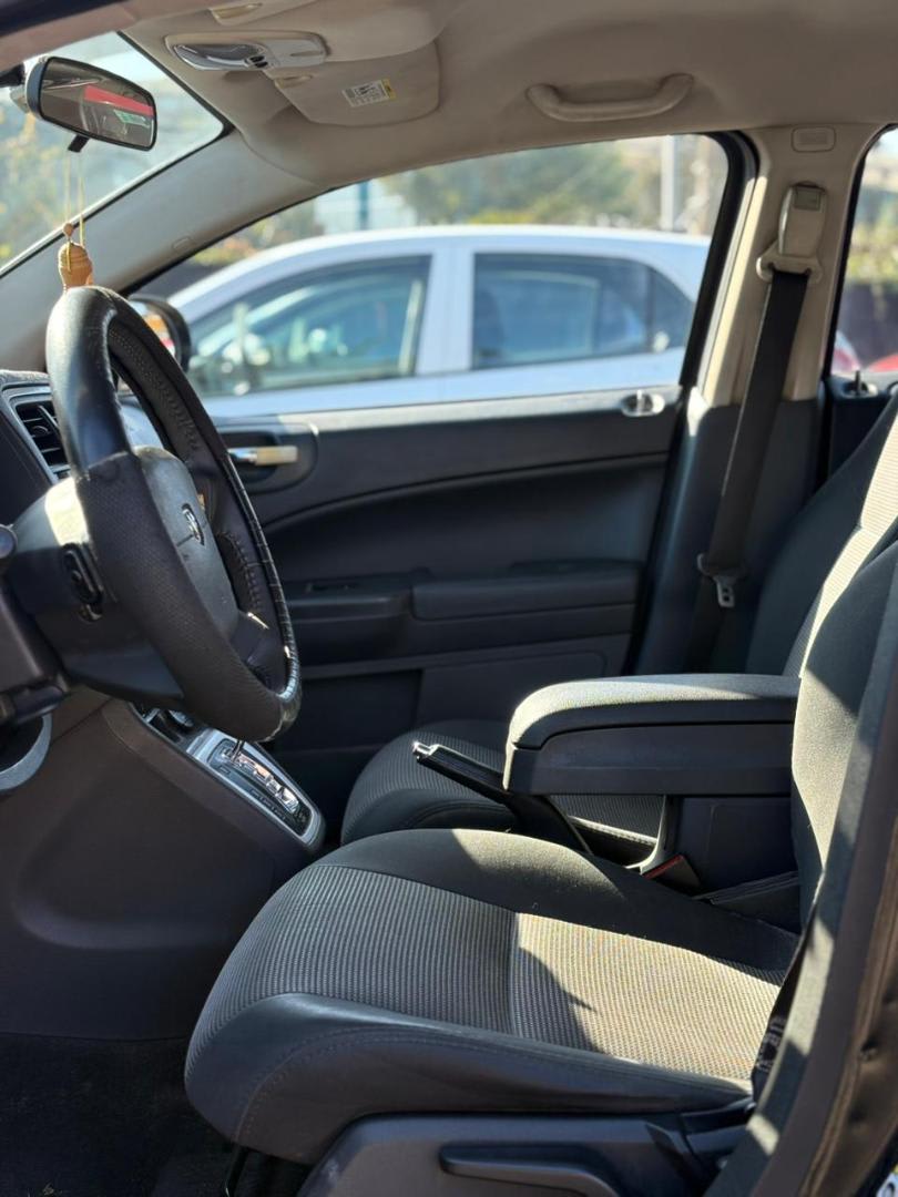 2012 Dodge CALIBER Negro - Miniatura 8