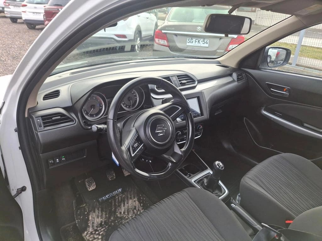 2022 Suzuki DZIRE 1.2 - Miniatura 9