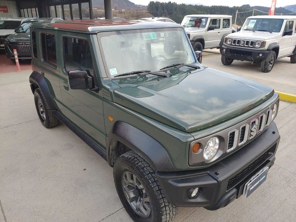 2024 SUZUKI JIMNY 5P - Miniatura 4