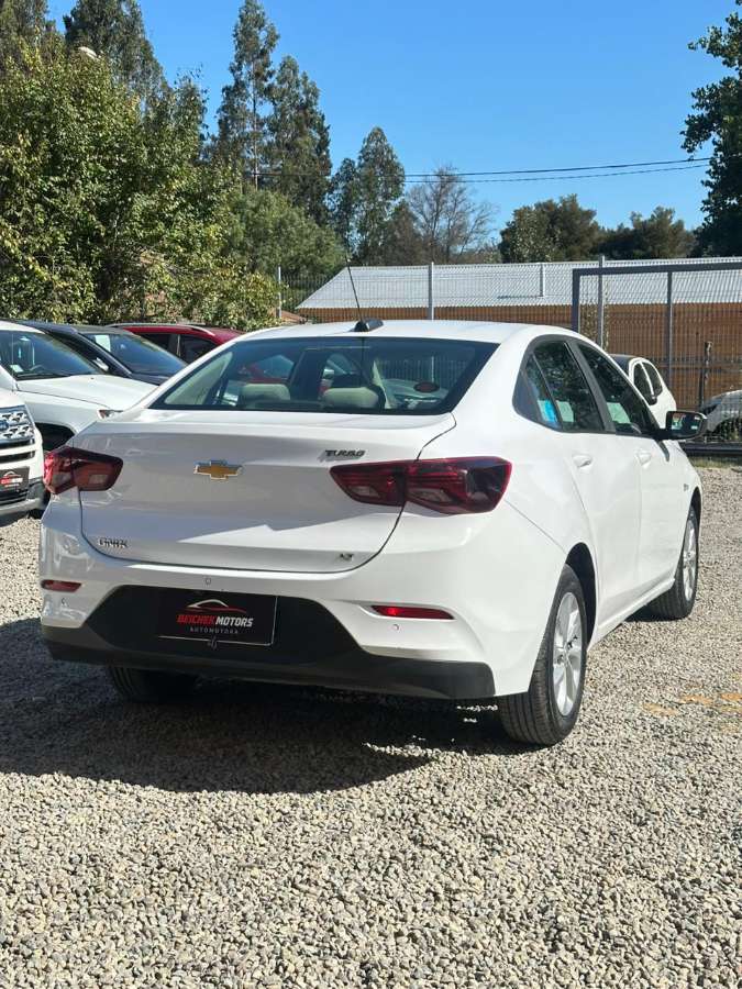2021 Chevrolet ONIX Blanco - Miniatura 3