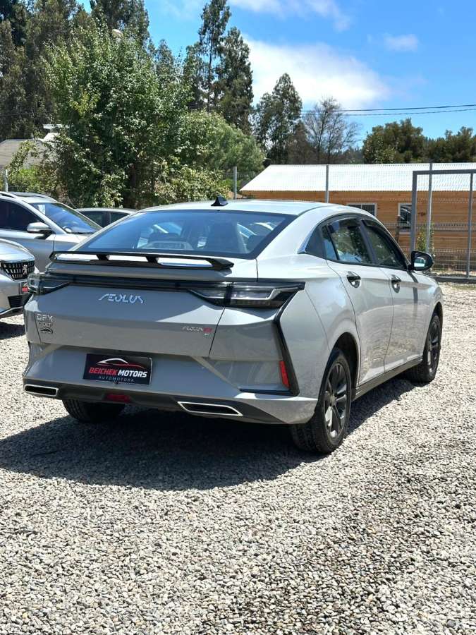 2024 Dongfeng Aeolus Y3 Gris - Miniatura 3