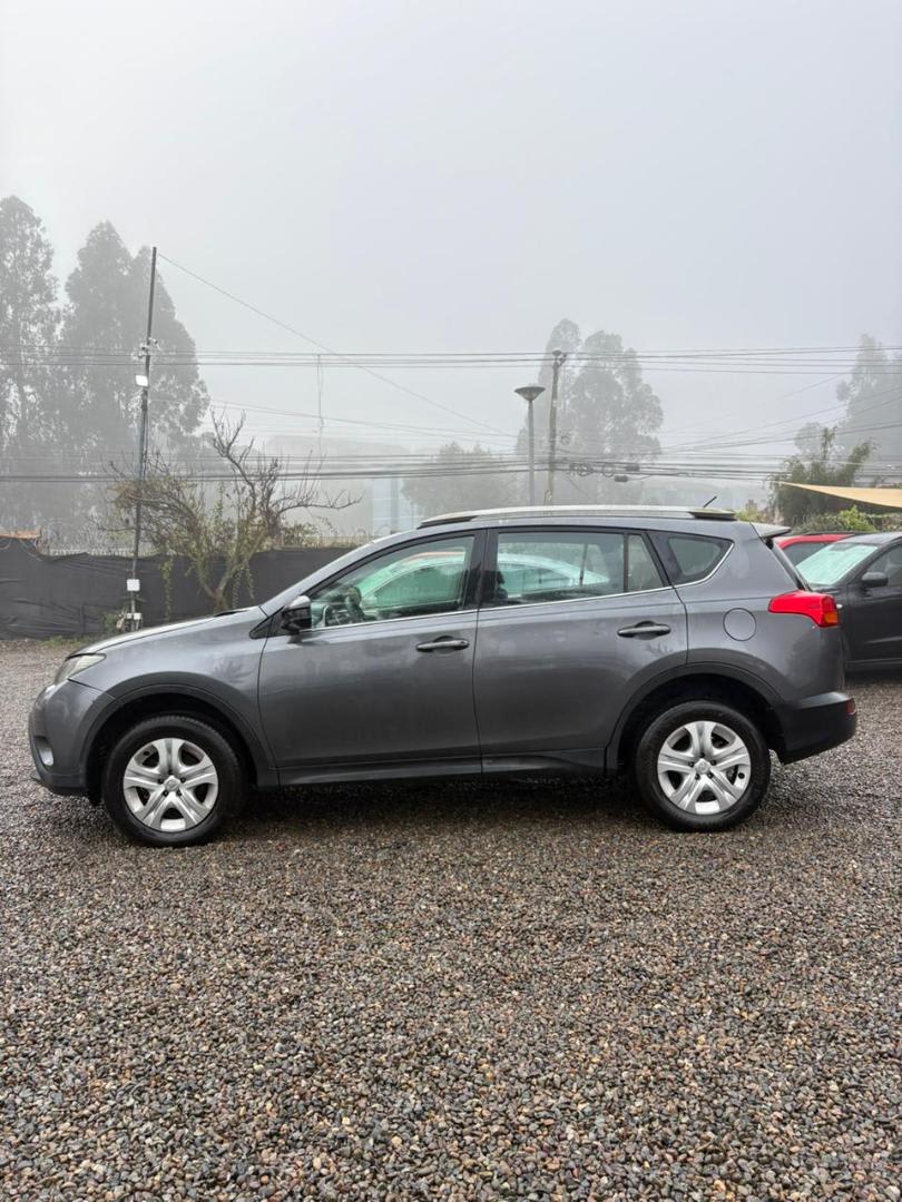 2016 Toyota RAV4 Gris - Miniatura 3