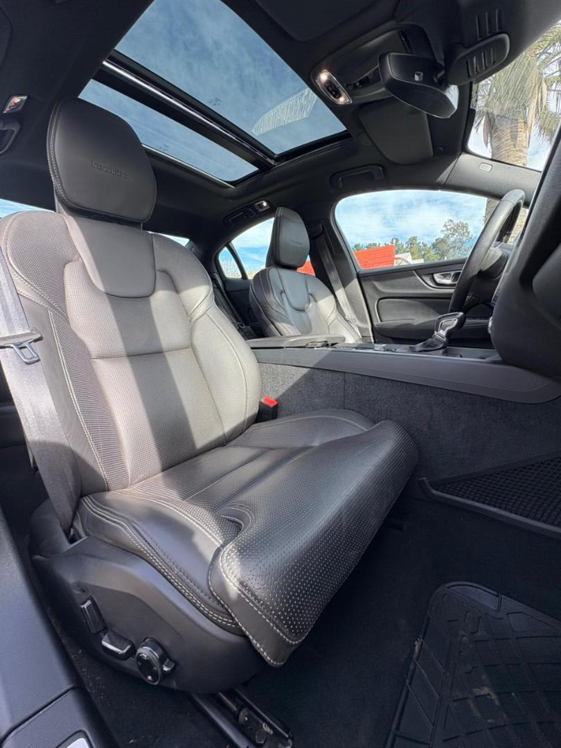 2021 Volvo S90 D5 INSCRIPTION D5 Gris - Miniatura 7