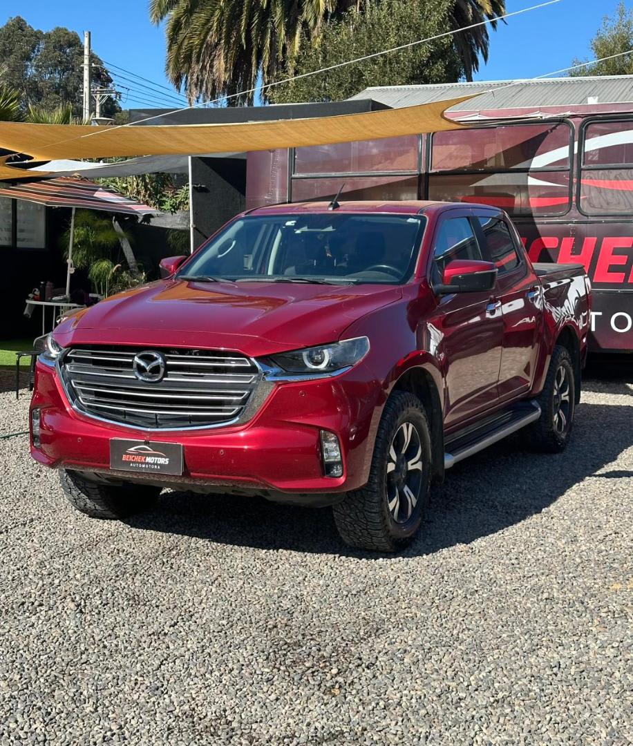 2022 Mazda BT-50 Rojo - Miniatura 2