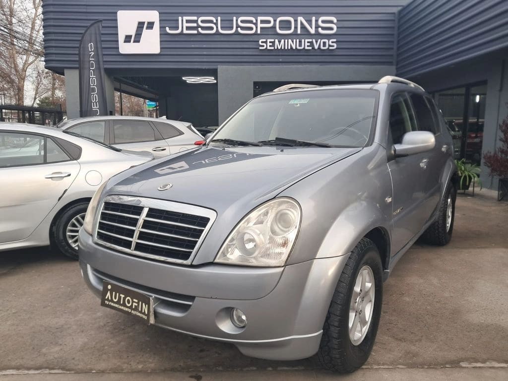 2013 SsangYong REXTON II - Imagen 1